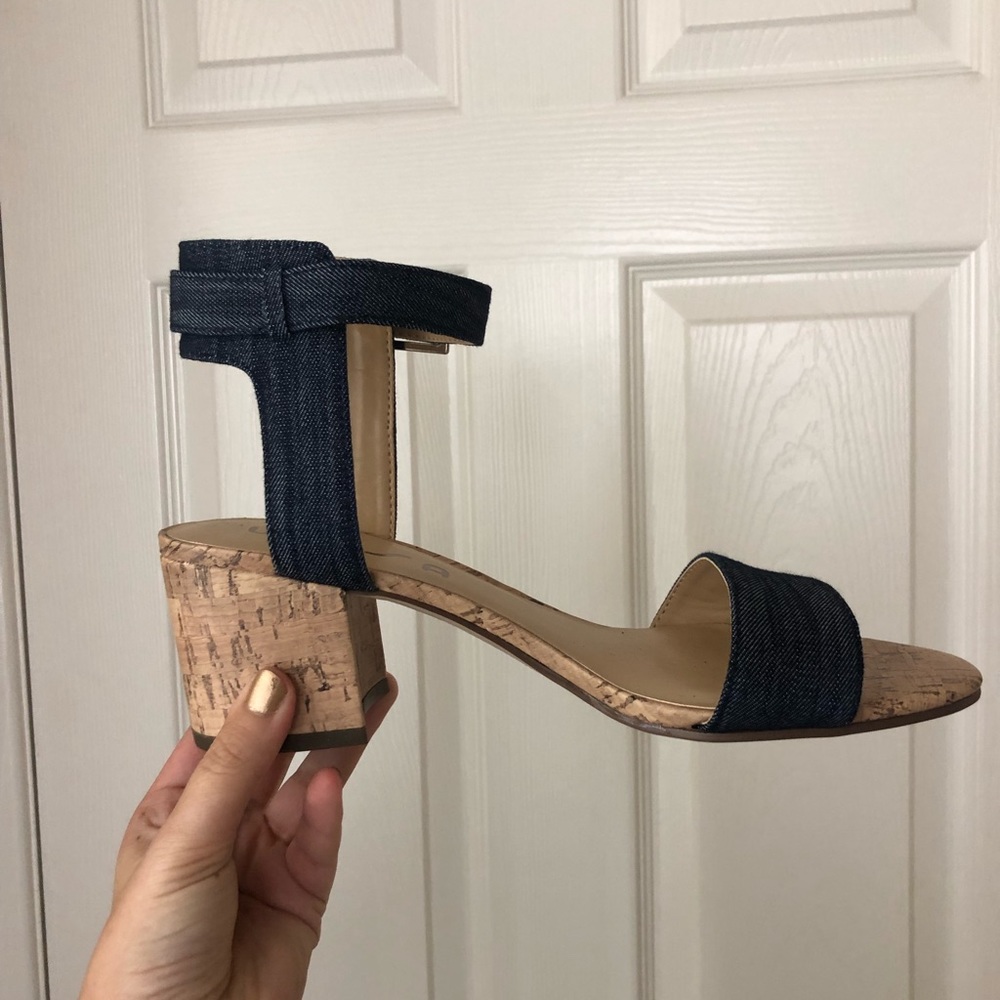 Denim Small Wedge Sandal (Size 8.5)